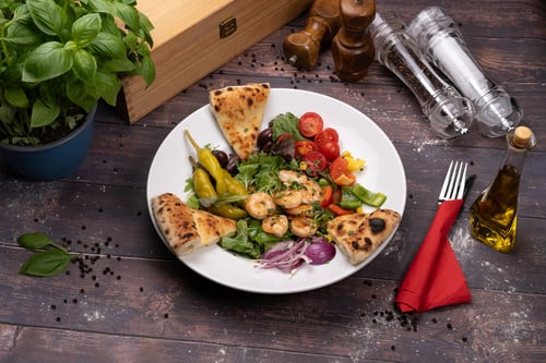 Insalata Mista con Gamberetti
