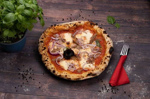 Pizza Tonno