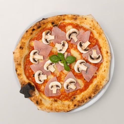 Pizza Prosciutto e Funghi