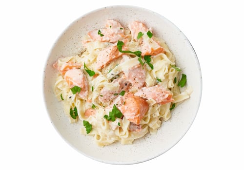 133. Tagliatelle al Salmone Spinaci ÜBERBACKEN