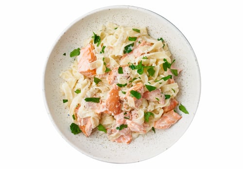 94.  Tagliatelle Hollandaise al Salmone