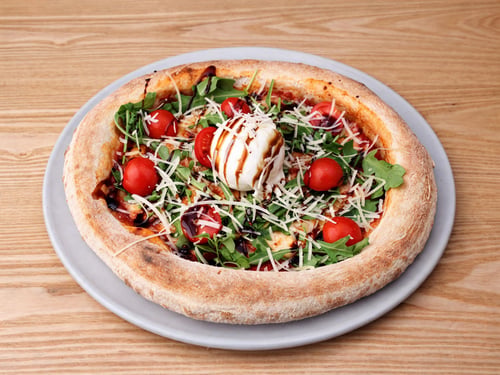 33. Pizza Burrata