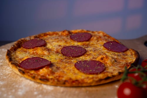Pizza Salami ⌀ 28cm
