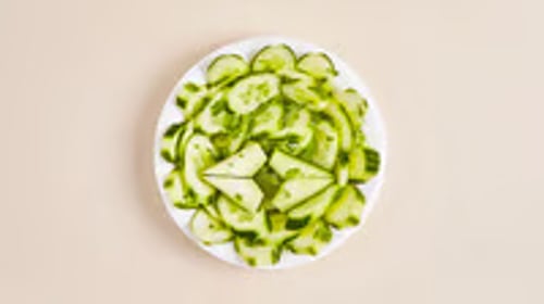 81 Gurkensalat  klein