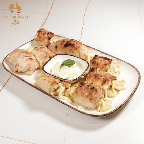 Gefüllte Pizzabrötchen mit Fior di Latte 