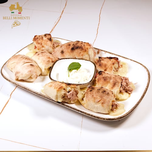 Gefüllte Pizzabrötchen Thunfisch