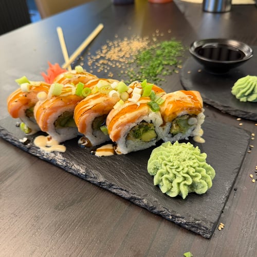 VIP Roll