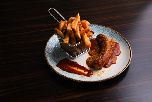 Curry Wurst Deluxe Curry Wurst Deluxe