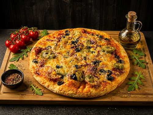 Pizza Sucuk & Oliven Klein, ø 24cm