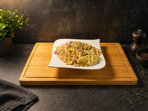 Käsespätzle mit Schinken
