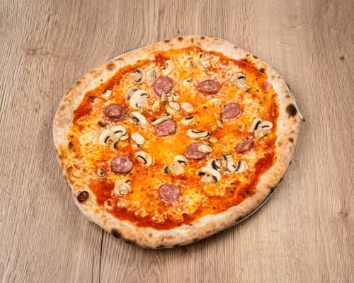 Pizza Salsiccia e Funghi