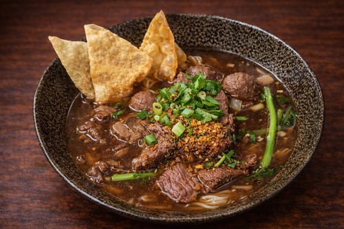 K10 GOUYTIEW Mit Hähnchen