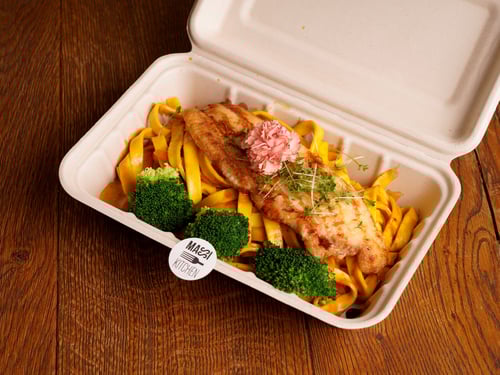 Hausgemachte Tagliatelle Loup de Mer