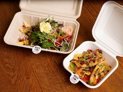 Wildkräutersalat mit Hähnchenbruststreifen