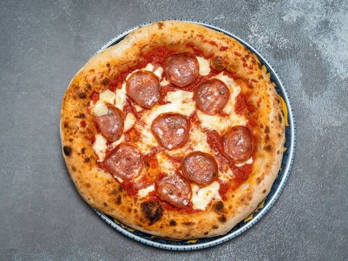 Pizza Rosso Salami