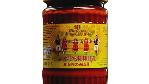 Traditionele Bulgaarse lutenitsa parvomay grof gemalen