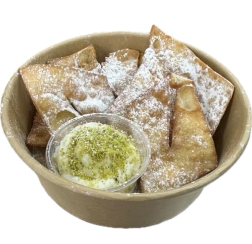 Riks Dolci mit Cannolo-Creme