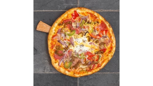 Pizza laveno speciaal