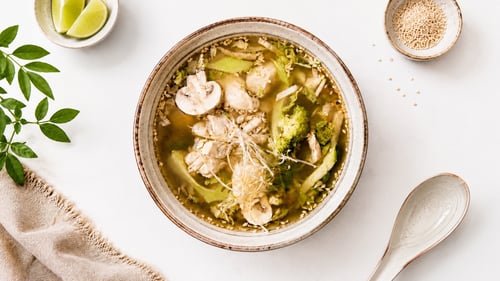 Hühnersuppe