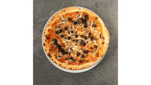 Pizza olives mushroom ø 30cm