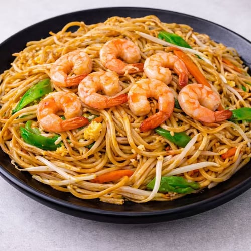 Gebratene Nudeln mit Garnelen