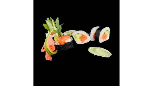 Fresh salmon Futomaki