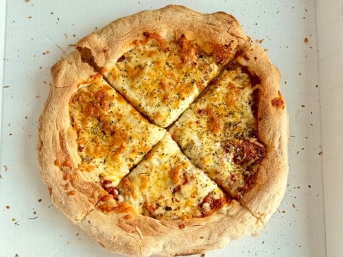 Pizza Napoli Cipollate