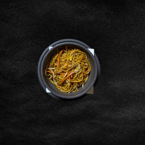 Portion gebratene Nudeln