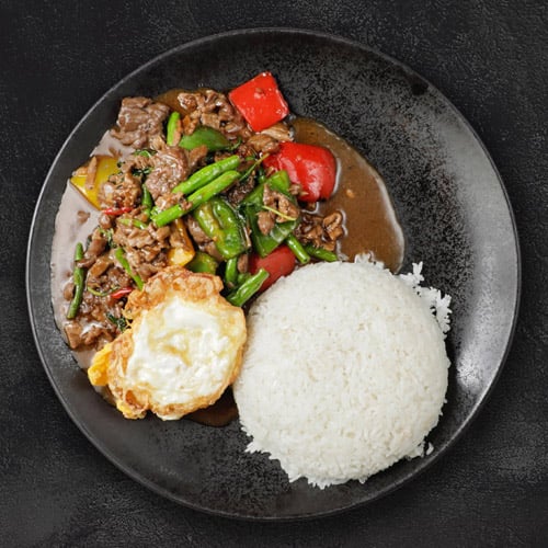 42. Pad Kra Pao mit Garnelen