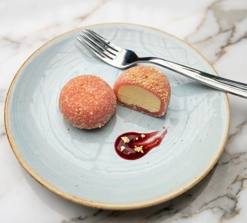 N1 Mochi cheesecake selection Saison