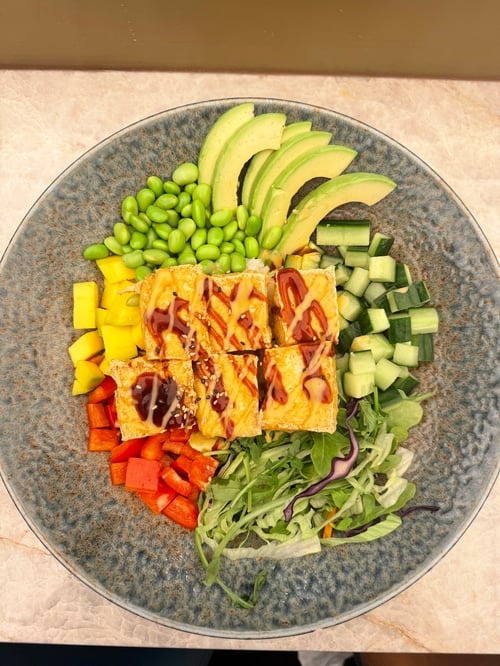 S90_A Bowl Frittierter Tofu