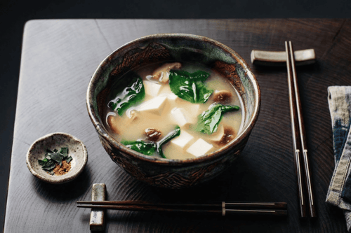 4a. Miso-Suppe mit Tofu