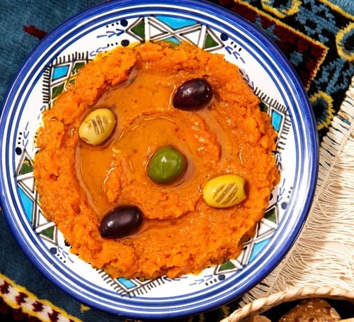 Ummak huriyya