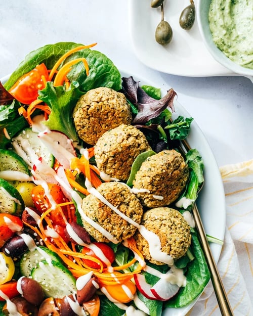 Falafel - Tahini Salat