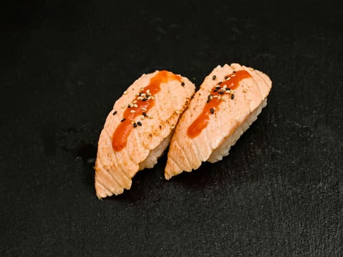 Fire Lachs Nigiri