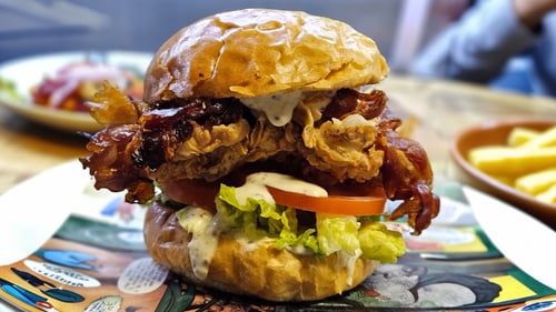 Chick Pearl Burger