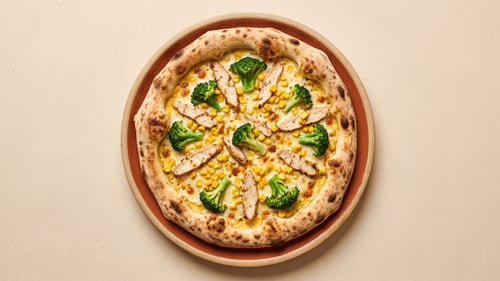Pizza Chicken Hollandaise ø 28cm