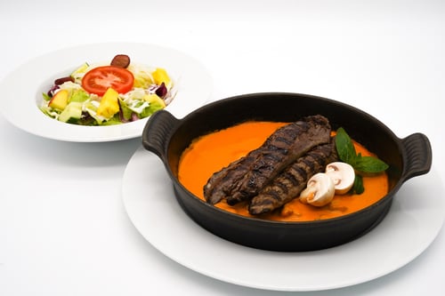 124 Drei Lammfilets in Metaxa Sauce