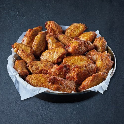 20 Buffalo Wings mit Dip