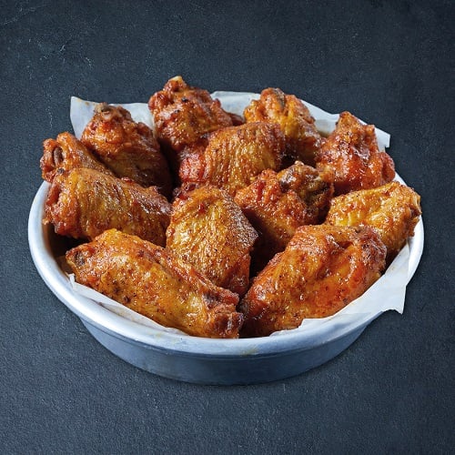 12 Buffalo Wings mit Dip