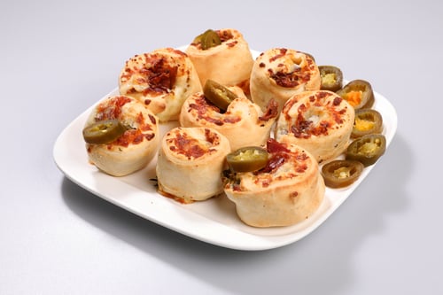 Pizzabrötchen Bacon Bites 12 + Pizzaknoblauch-Dip