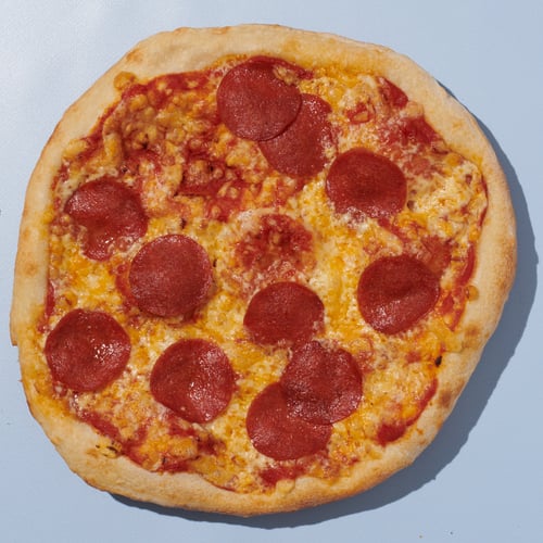 Salami Pizza
