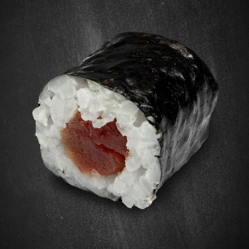 38 Tuna Maki 