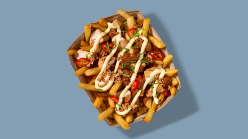 Loaded fries kipsaté