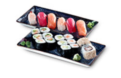 Bento Box Family Mix Sushi mit Nigiri Maki und Inside Out Rolls