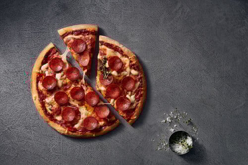 Pizza Peperonisalami Pizza Peperonisalami