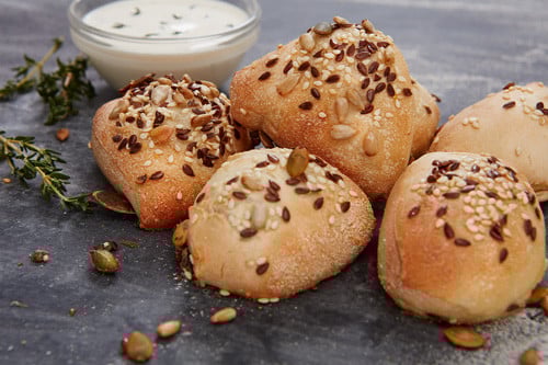 Mehrkorn-Pizzabrötchen 6 Stück Mehrkorn-Pizzabrötchen 6 Stück