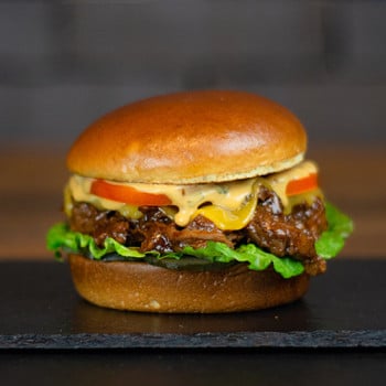 BBQ Pulled Beef Burger