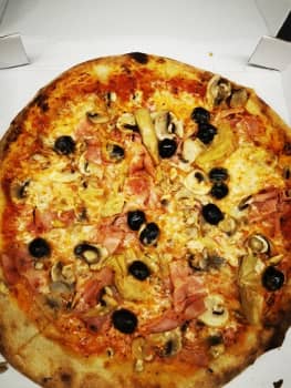 Pizza Quattro Stagioni Grande Pizza Quattro Stagioni Grande