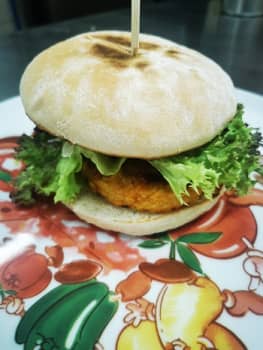 Crispy Chicken Burger Crispy Chicken Burger